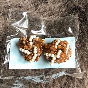 Vintage Beaded Cluster Clip-on Earrings in Amber and Cream